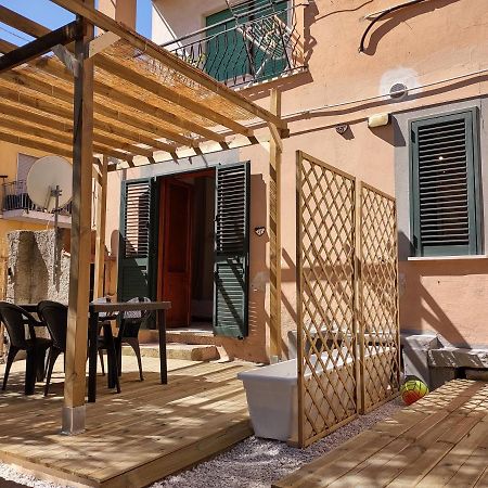 Appartamento Corallo With Private Garden Olbia Exterior photo